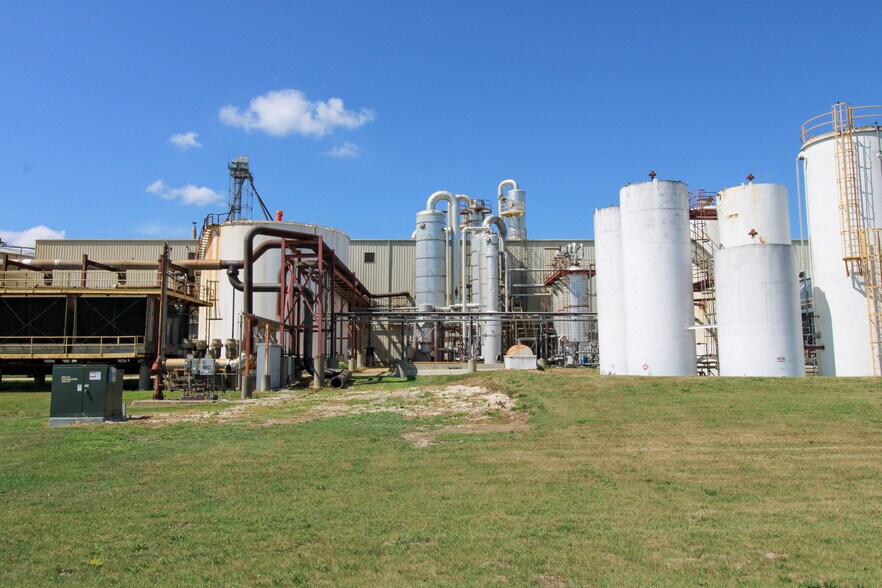 More Photos Of 6059 159th St, Galva Food Processing For Sale