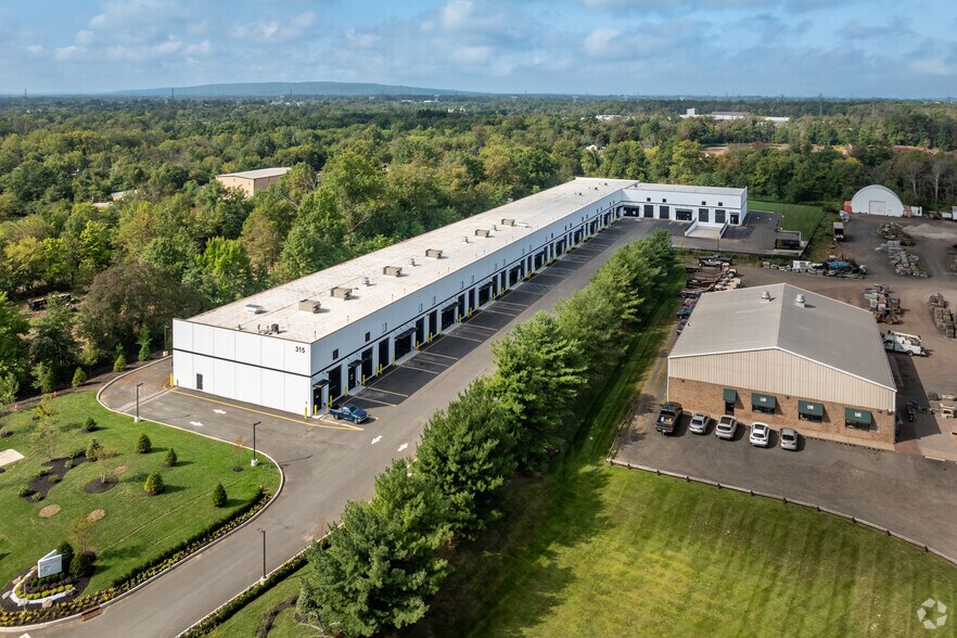 More Photos Of 315 Roycefield Rd, Hillsborough Warehouse For Lease