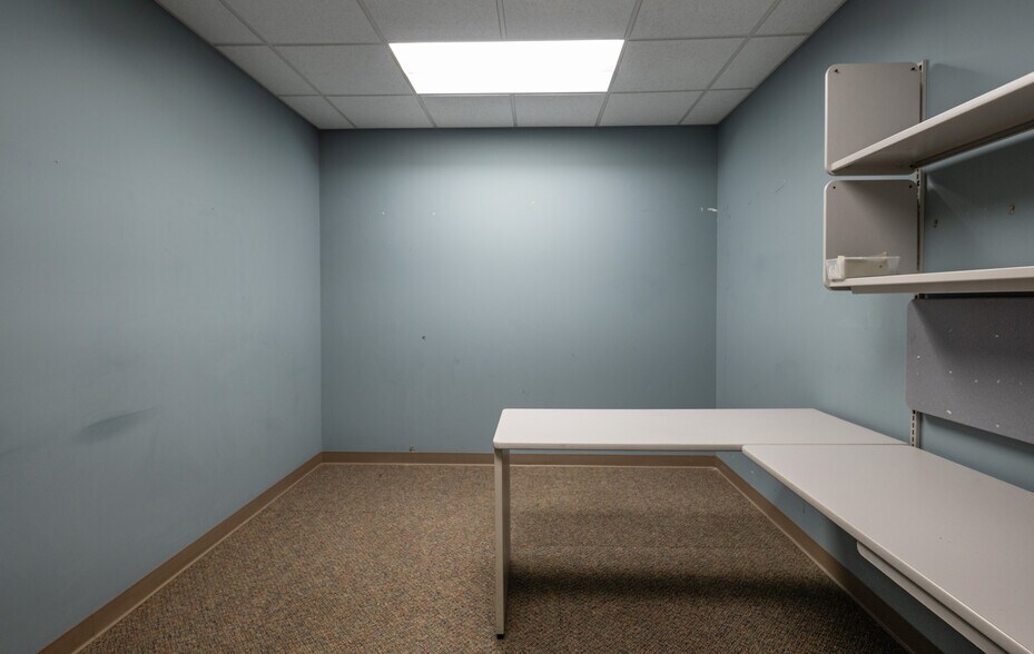 More Photos Of 4210 N Roxboro Rd, Durham Office For Sale