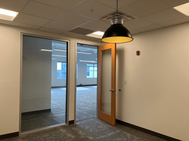 More Photos Of 1330 Win Hentschel Blvd, West Lafayette Office For Lease