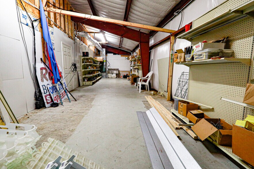 More Photos Of 4307 Highway 270 E, Mount Ida Flex For Sale