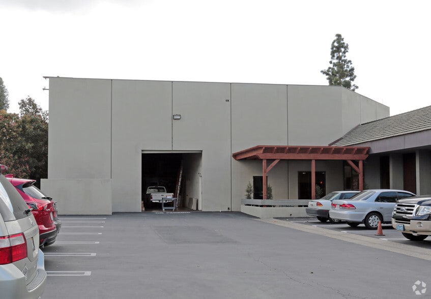 More Photos Of 1641 Langley Ave, Irvine Light Manufacturing For Lease
