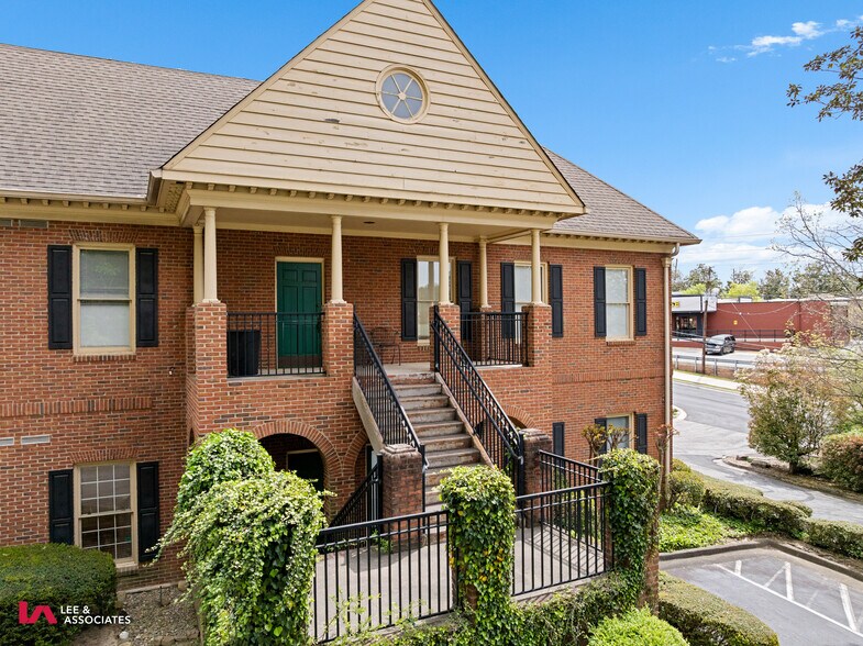 More Photos Of 1776 Old Spring House Ln, Dunwoody Medical For Lease