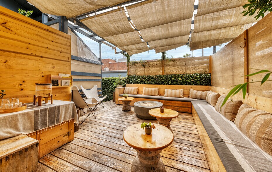 More Photos Of 1209 Abbot Kinney Blvd, Venice Office For Sale