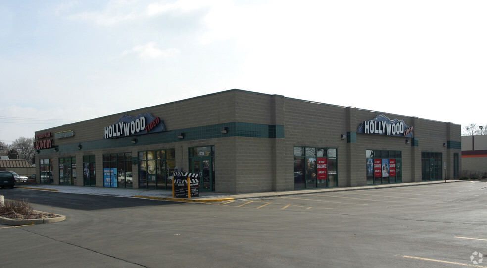 Primary Photo Of 1724-1728 W Jefferson St, Joliet General Retail For Lease