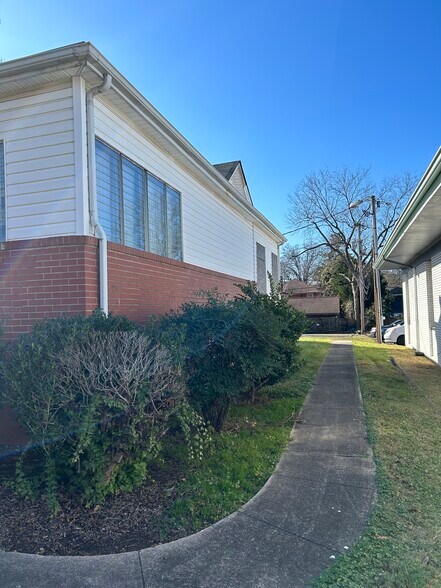 More Photos Of 1908 E 7th St, Charlotte Lodge Meeting Hall For Sale