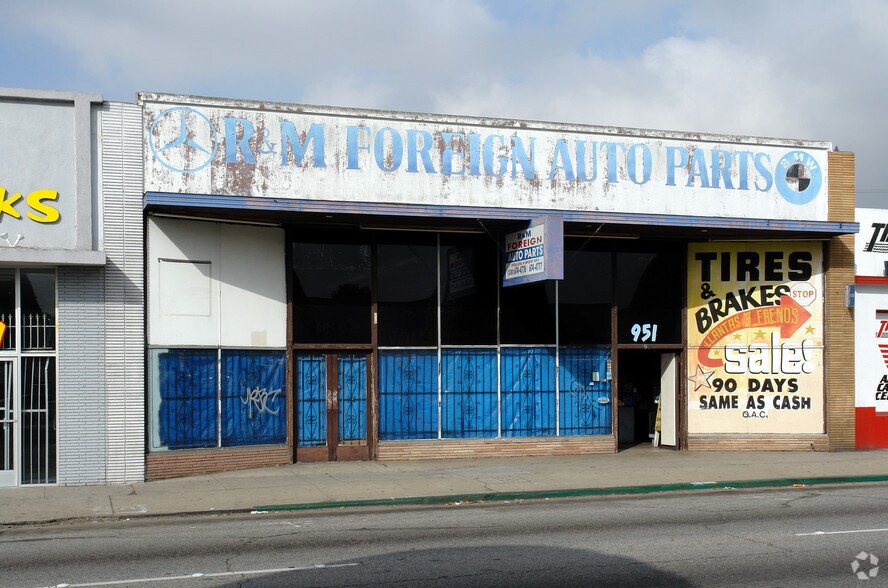 More Photos Of 951 S La Brea Ave, Inglewood Storefront For Sale