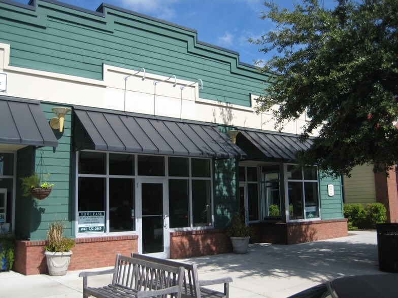 More Photos Of 1960 Riviera Dr, Mount Pleasant General Retail For Lease
