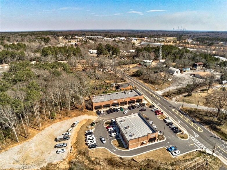 More Photos Of 438 Cabiness Road, Forsyth Storefront Retail Office For Sale