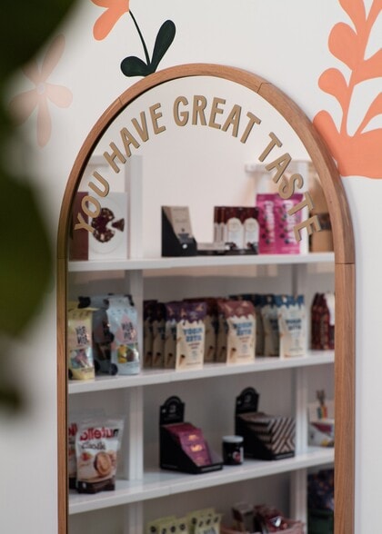 More Photos Of 3333-3339 W Sunset Blvd, Los Angeles General Retail For Lease