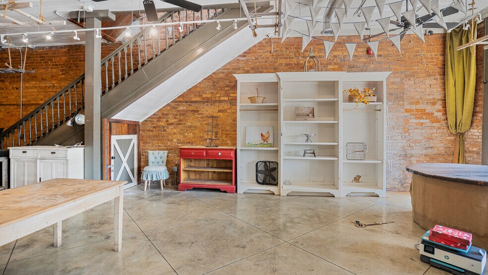 More Photos Of 3840 Highway 42, Locust Grove Restaurant For Sale