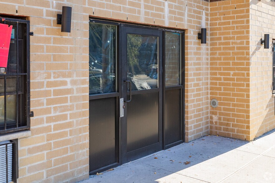 More Photos Of 3418 3rd Ave, Bronx Apartments For Lease