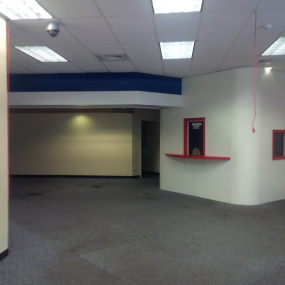 More Photos Of 45-1151 Kamehameha Hwy, Kaneohe Restaurant For Lease