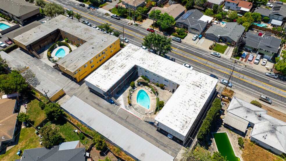 More Photos Of 935 Pomeroy Ave, Santa Clara Apartments For Sale