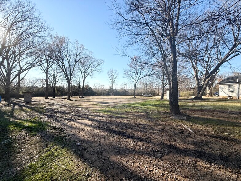 More Photos Of 1937 S Old Highway 69, Mcalester Land For Sale