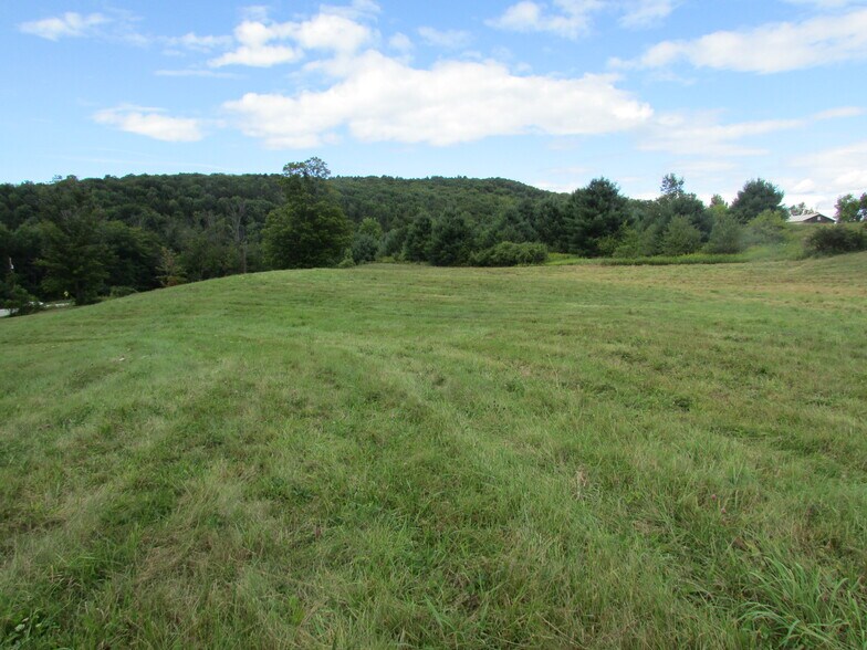 More Photos Of 72 Wood Rd, Quechee Industrial For Sale