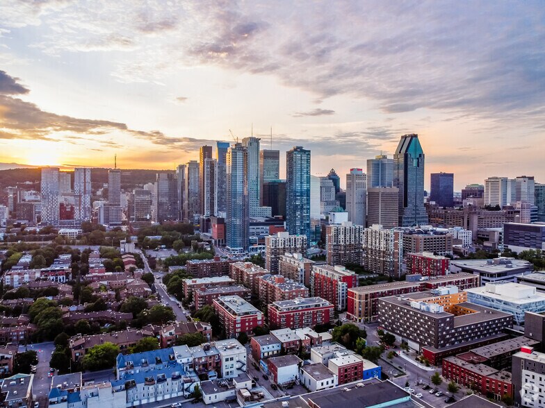 More Photos Of 630 Boul René-Lévesque O, Montréal Office For Sale
