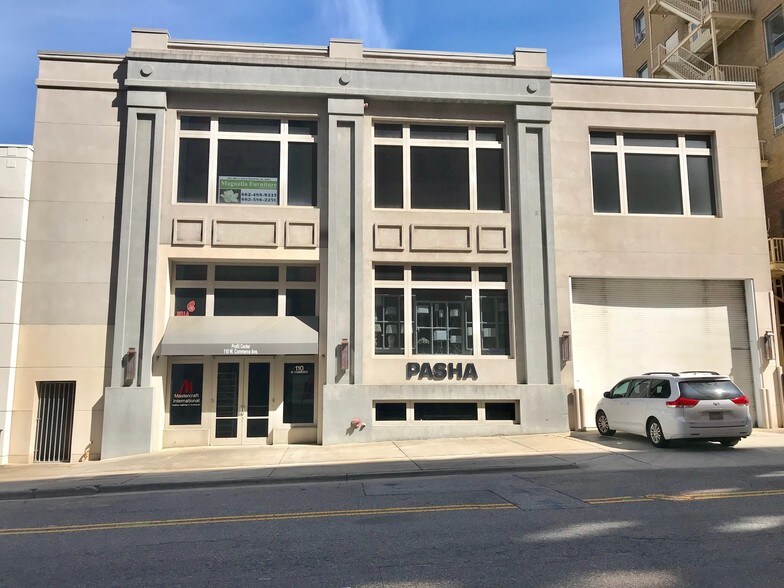 More Photos Of 156 S Main St, High Point General Retail For Lease