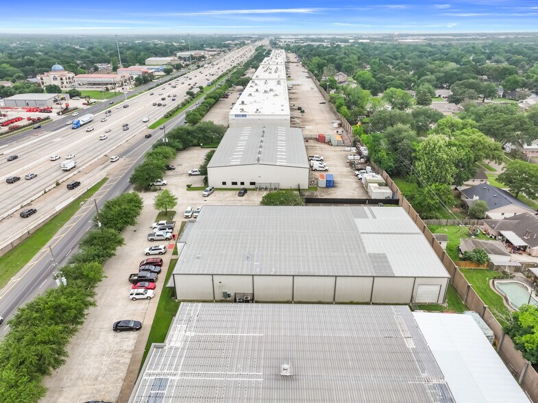 More Photos Of 11821 S Sam Houston Pky W, Houston Warehouse For Sale