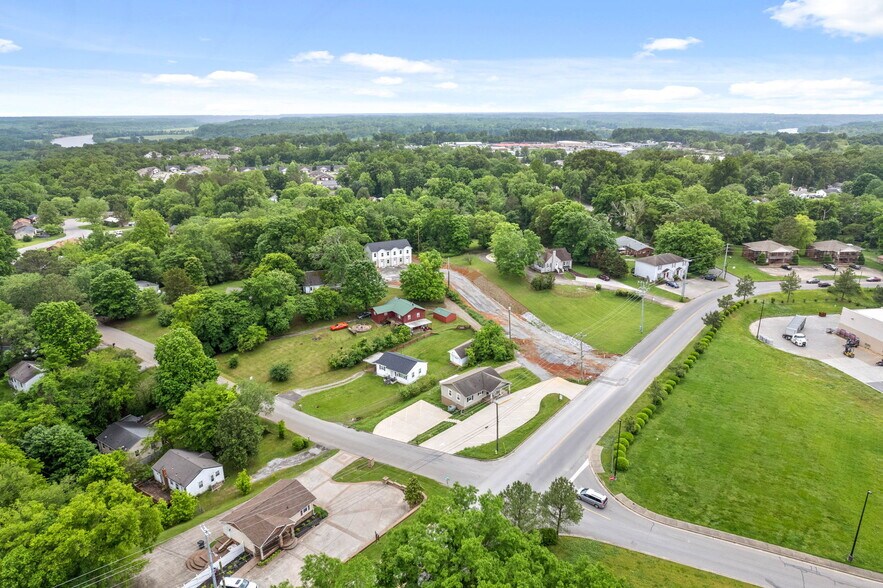 More Photos Of 1662 Golf Club Ln, Clarksville Office For Sale