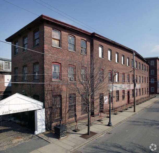 More Photos Of 28 Anawan St, Fall River Manufacturing For Lease