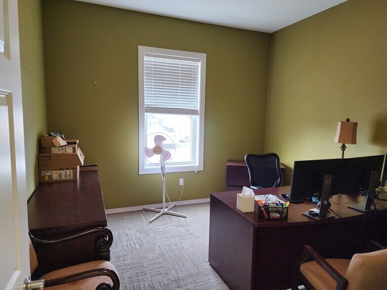 More Photos Of 56 Center St, Southington Office For Sale