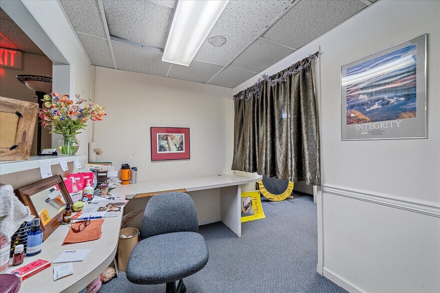 More Photos Of 40 S 6th Ave, Brighton Medical For Sale