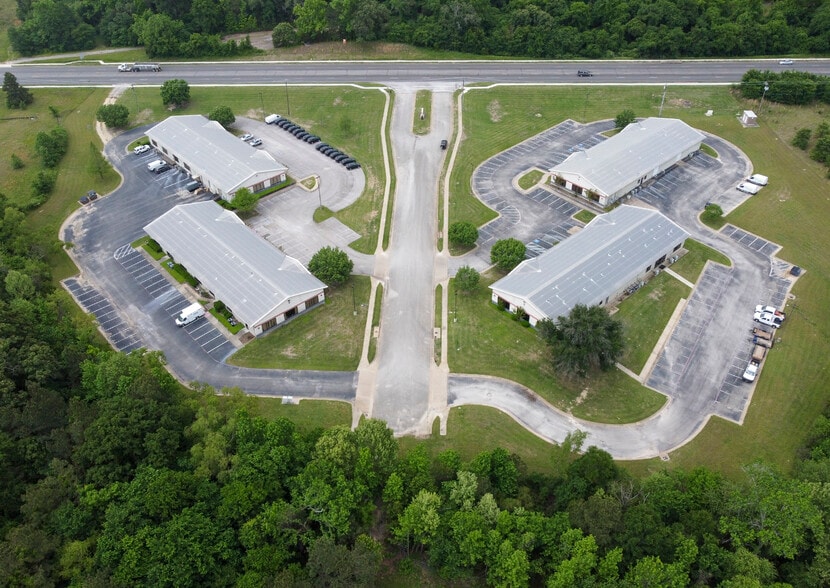 More Photos Of 104-115 Jordan Plaza Blvd, Tyler Unknown For Lease
