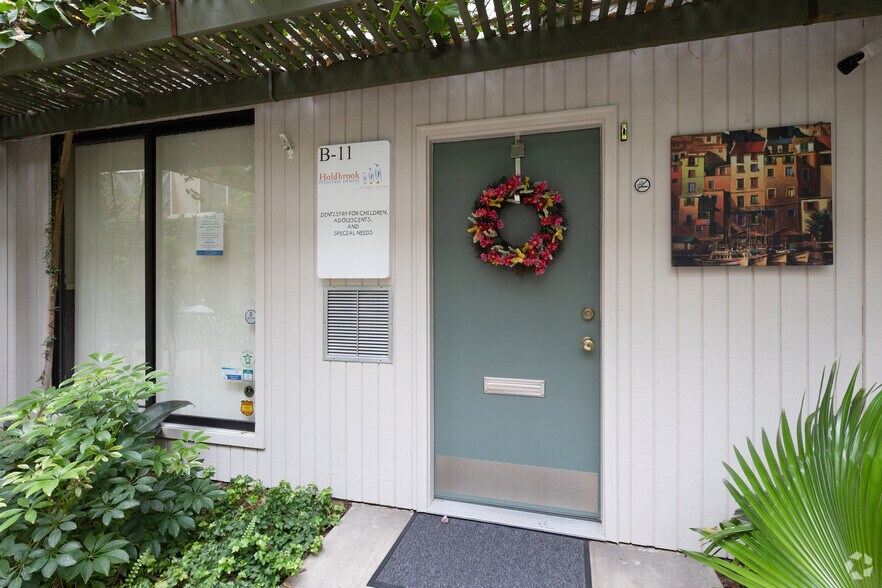 More Photos Of 601 Ewing St, Princeton Unknown For Lease