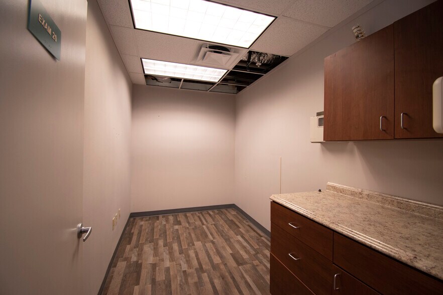 More Photos Of 2525 Harbor Blvd, Port Charlotte Medical For Sale