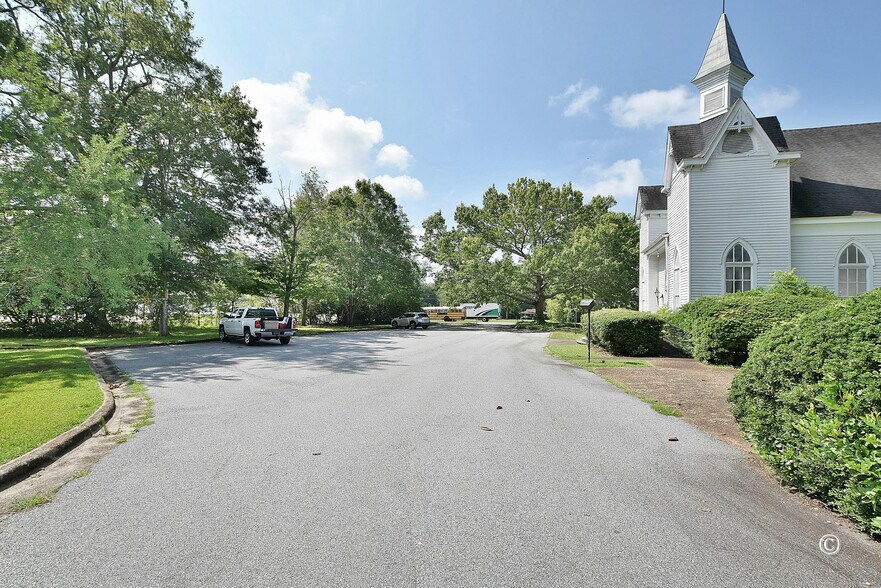 More Photos Of 9042 GA Highway 116 W, Hamilton Religious Facility For Sale