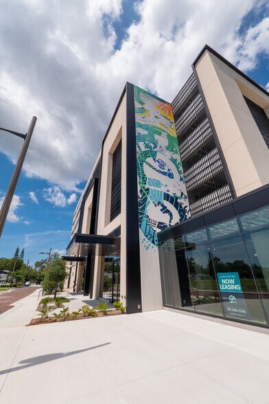 More Photos Of 400 West Bay Dr, Largo Specialty For Lease