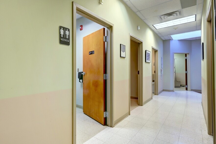 More Photos Of 236 Boston Post Rd, Orange Medical For Lease