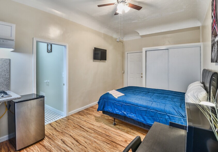 More Photos Of 721-729 S Alvarado St, Los Angeles Apartments For Lease