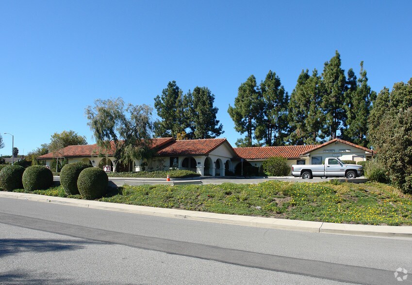 More Photos Of 970 Petit Ave, Ventura Medical For Sale