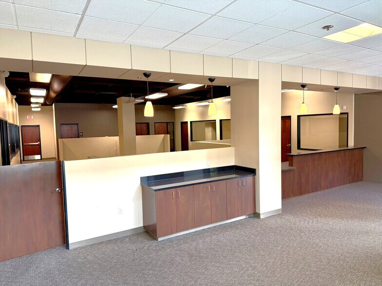More Photos Of 1625 NE Weidler St, Portland Office For Lease