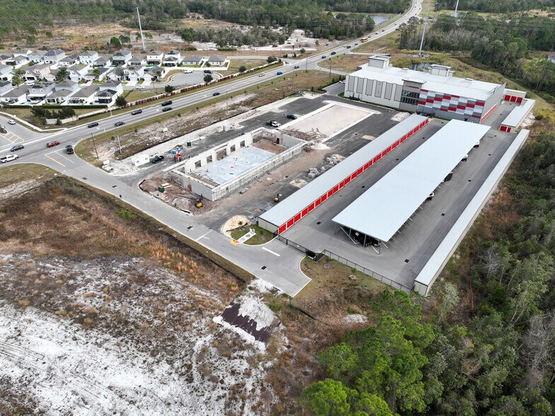More Photos Of 193 Ronald Reagan Pky, Davenport General Retail For Lease