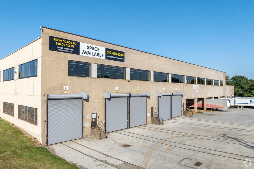 More Photos Of 2000-2009 Elmwood Ave, Sharon Hill Warehouse For Sale