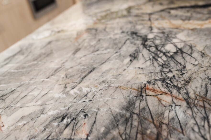 More Photos Of 717 W St Germain St, Saint Cloud Office For Sale