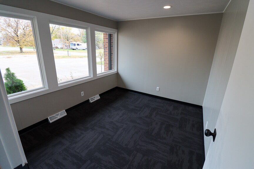 More Photos Of 230 E 22nd St, Fremont Medical For Lease