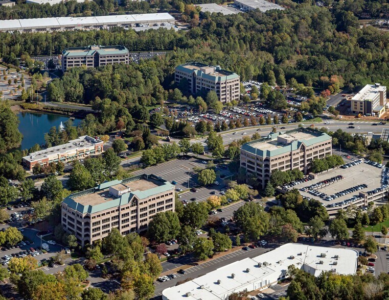 More Photos Of 200 Mansell Ct E, Roswell Unknown For Lease