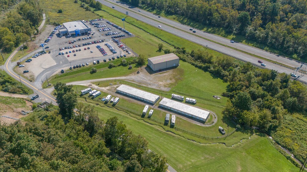 More Photos Of 622 Barnetts Run Rd, Bridgeport Self Storage For Sale