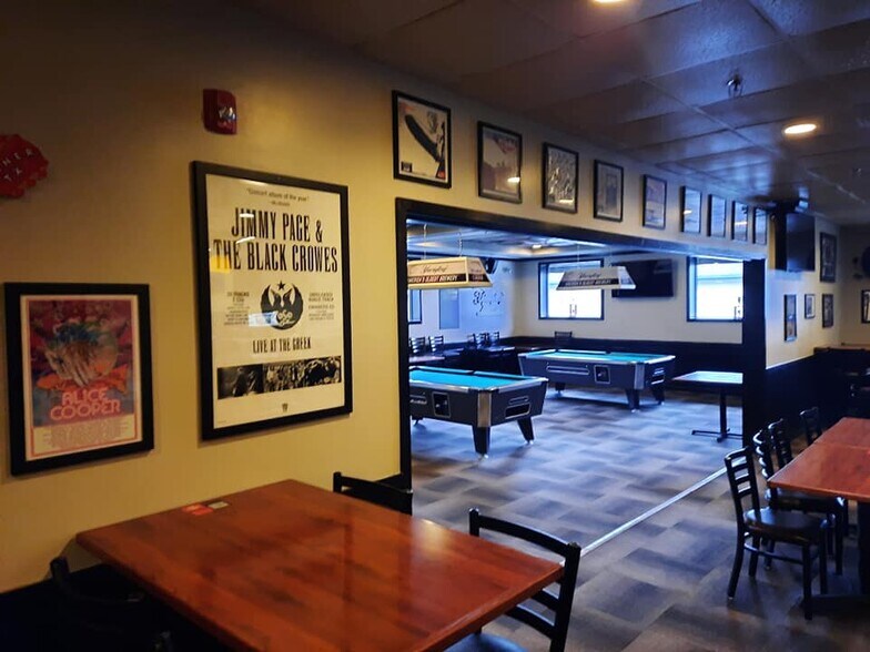 More Photos Of 405 Mendon Rd, Cumberland Restaurant For Sale