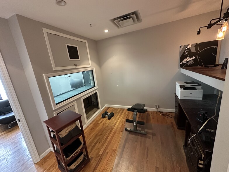 More Photos Of 7618 Rockaway Blvd, Woodhaven Storefront Retail Residential For Sale