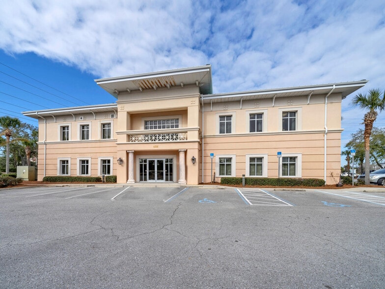 More Photos Of 4635 Gulfstarr Dr, Destin Medical For Sale