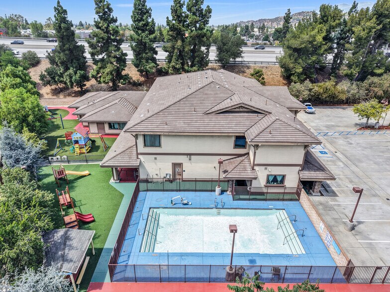 More Photos Of 818 W Gladstone St, San Dimas Specialty For Sale