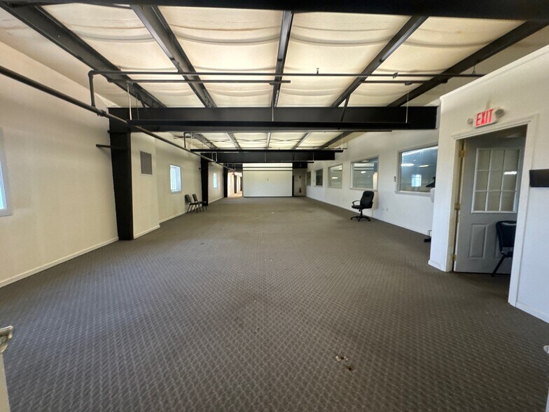 More Photos Of 912 Pittsburgh Rd, Butler Unknown For Lease