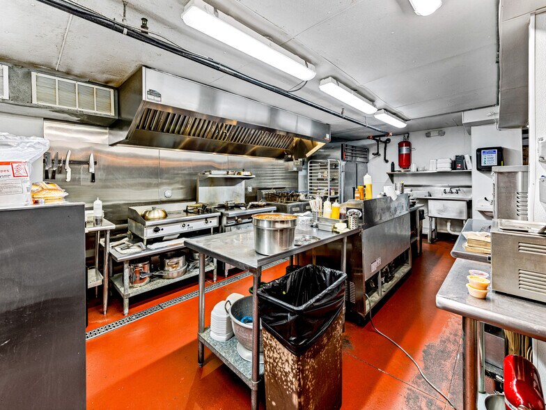 More Photos Of 36 & 44 E Main St., Brevard Storefront Retail Office For Sale