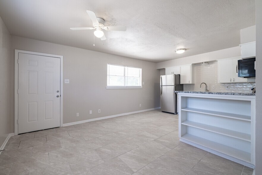 More Photos Of 213 E Harrison Ave, Killeen Multifamily For Sale