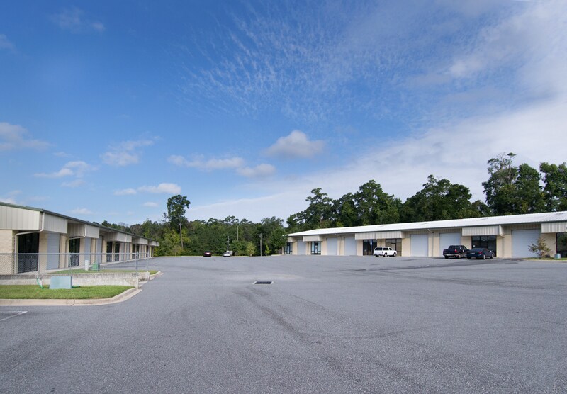 More Photos Of 1531 Commonwealth Business Dr, Tallahassee Flex For Lease